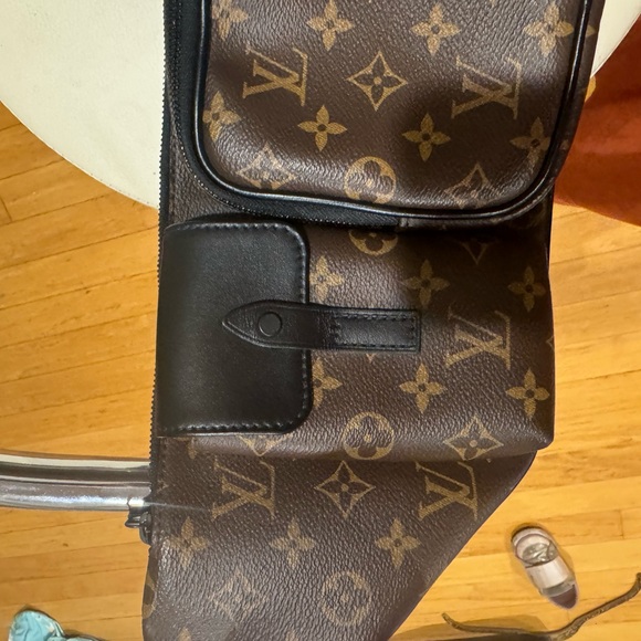 Authentic Louis Vuitton Christopher monogram Macassar bum bag - Picture 5 of 7